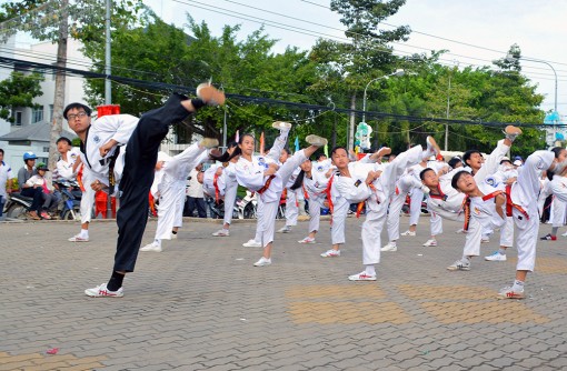 Long Xuyên tập trung công tác đào tạo trẻ