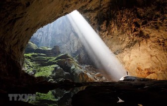 Khám phá bí ẩn bất tận ở 'Vương quốc hang động' Quảng Bình
