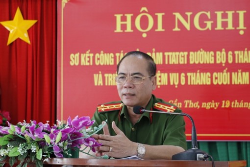 Công an TP Cần Thơ mở đợt cao điểm "xử lý nồng độ cồn, tài xế sử dụng ma tuý"