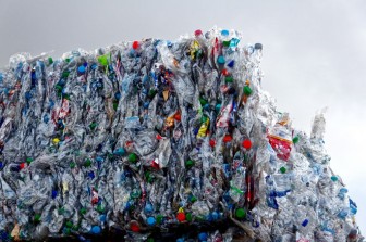Giảm thiểu rác thải nhựa từ những thay đổi đơn giản