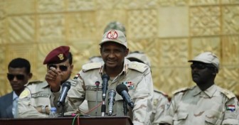 Sudan bắt giữ một số sỹ quan cấp cao dính líu đến âm mưu đảo chính