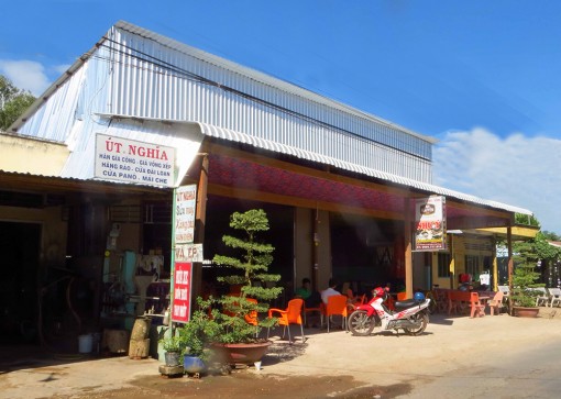 Nhiều quy định mới, bổ sung trong quản lý, sử dụng và phát triển cụm, tuyến dân cư và nhà ở vượt lũ