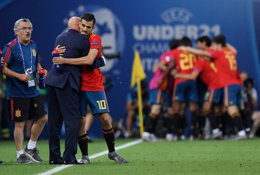 Arsenal có thêm 2 tân binh