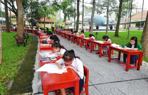 Khai mạc Hội thi vẽ tranh "Thiếu nhi cù lao Ông Hổ với Bác Tôn" lần thứ I năm 2019