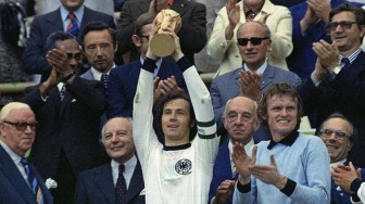 Cuộc đời và sự nghiệp của huyền thoại Franz Beckenbauer qua ảnh