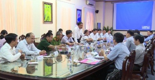 Chủ tịch UBND tỉnh Đồng Tháp kiến nghị Trung ương hỗ trợ khắc phục sạt lở