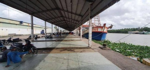 Kiên Giang: Ngư trường cạn kiệt, nhiều tàu cá nằm bờ