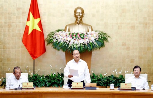 Thủ tướng: Đầu tư công tăng chậm ảnh hưởng tới tăng trưởng ngắn hạn