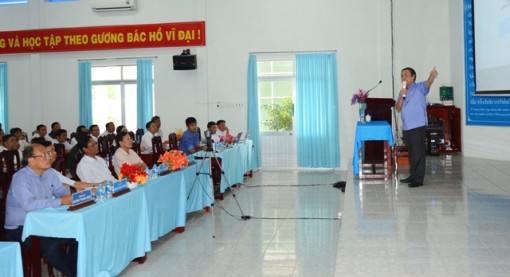 Bí thư Tỉnh ủy Đồng Tháp truyền cảm hứng làm việc cho cán bộ, công chức huyện Tam Nông