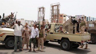 Yemen: Lực lượng ly khai kiểm soát Aden, chiếm dinh tổng thống