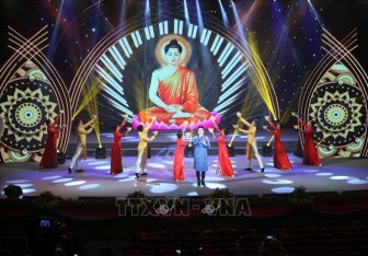 Thể hiện tinh thần hòa quyện giữa Phật giáo Việt Nam và non sông đất nước