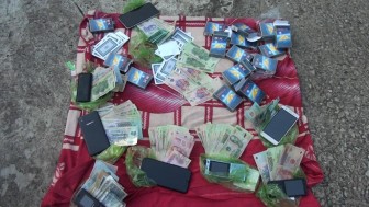 Triệt phá sòng bạc ở xã Long Giang, 20 "quý bà" bị bắt