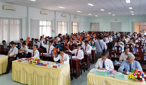 Tri Tôn lắng nghe ý kiến cử tri
