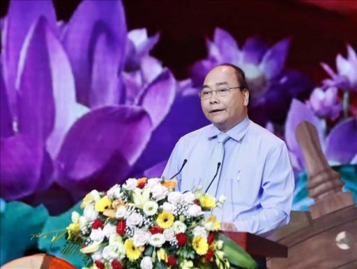Thủ tướng dự Chương trình giao lưu điển hình toàn quốc trong học tập, làm theo Bác