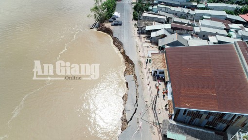 Tạm ứng 24 tỷ đồng từ nguồn ngân sách dự phòng, để xử lý sạt lở khẩn cấp tuyến QL.91