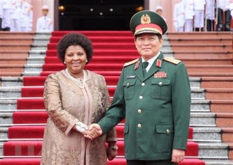 Bộ trưởng Bộ Quốc phòng Nam Phi thăm chính thức Việt Nam