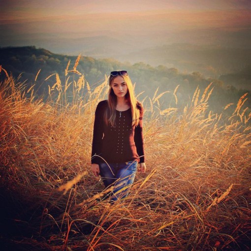 Nữ hoàng điền kinh kiêm người mẫu Nga đột tử trên đường chạy