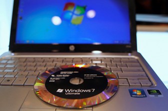 Doanh nghiệp được gia hạn miễn phí bản cập nhật Windows 7
