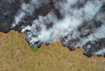 Thêm hàng nghìn đám cháy rừng ở Amazon, Brazil