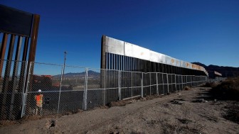 Bộ Quốc phòng Mỹ cấp 3,6 tỷ USD xây tường biên giới
