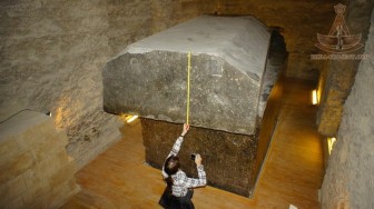 Sửng sốt thứ bên trong quan tài đá 90 tấn được người Ai Cập cổ tôn thờ
