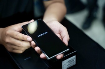 Cuộc so găng giữa 2 “bom tấn” Galaxy Note10 và iPhone 11