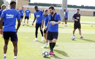 Messi trở lại tập luyện trước chuyến hành quân tới Đức