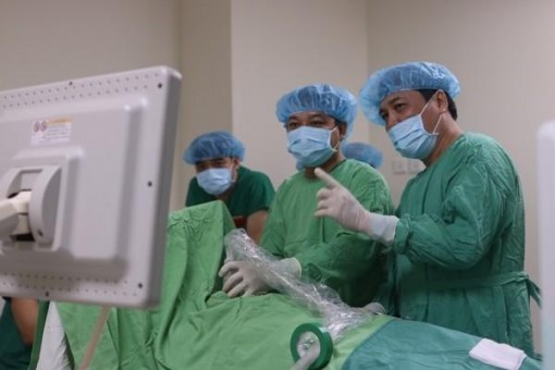 Cần Thơ: Năm bệnh nhân đầu tiên được điều trị u vú không cần phẫu thuật