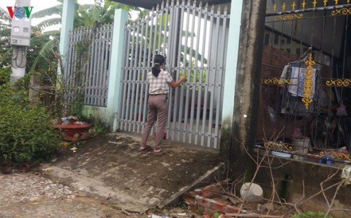 Người dân Tiền Giang bức xúc vì trường hợp an táng gần nhà máy nước