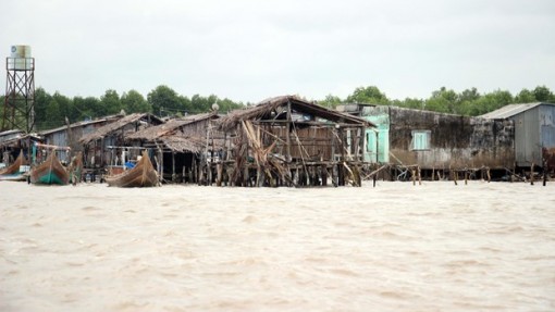 Thủ tướng chỉ đạo kiểm tra sạt lở, ứng phó nguy cơ hạn hán ở ĐBSCL