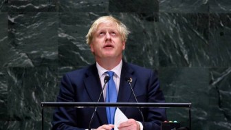 Thủ tướng Anh Boris Johnson đối mặt với áp lực từ chức