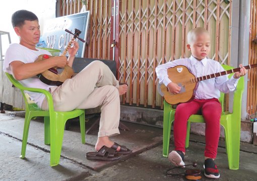 “Nhạc công nhí”