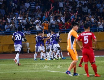 Hòa đáng tiếc, Hà Nội FC đánh rơi chiến thắng ở phút cuối