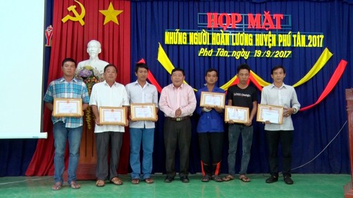 Giúp người hoàn lương, tái hòa nhập cộng đồng