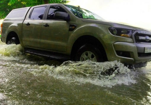 Cần Thơ: Sáng nay triều cường dâng ngập hàng loạt tuyến đường