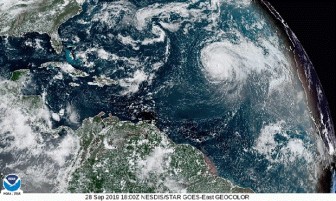 Cơn bão mạnh nhất đang hình thành ở trung tâm Đại Tây Dương