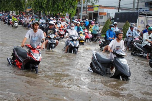 Cần Thơ: Xuất hiện đỉnh triều lịch sử mới là 2,25m