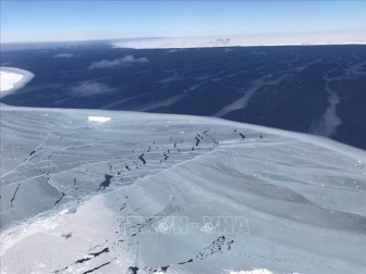 Băng tách khỏi Nam Cực - Một phần của chu kỳ tự nhiên