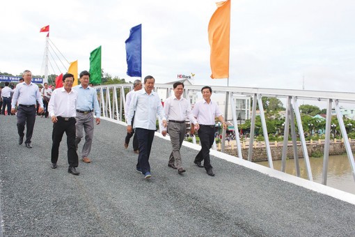 Chiếc cầu nối “nhịp bờ vui”!