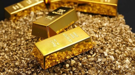 Giá vàng bật tăng mạnh, tiến gần mốc 42 triệu đồng/lượng