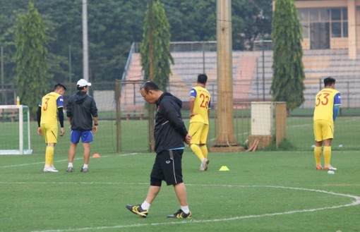 Thầy Park đang giấu bài gì?