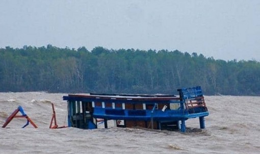 Khẩn trương khắc phục tình trạng bồi lắng cửa biển Khánh Hội