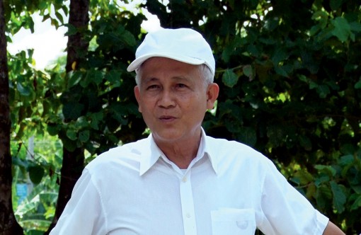 Lão nông học tập và làm theo Bác
