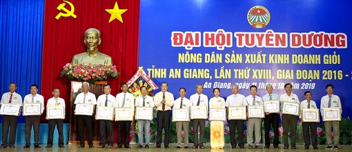 Tuyên dương nông dân sản xuất - kinh doanh giỏi (giai đoạn 2016- 2019)