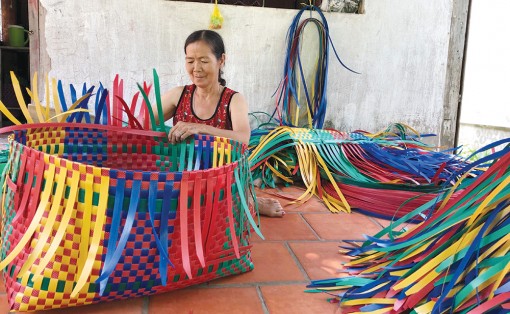 Thêm việc làm, thêm thu nhập