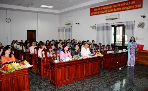 Công ty TNHH MTV Xây lắp An Giang họp mặt kỷ niệm ngày Phụ nữ Việt Nam