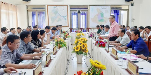 Phó Bí thư Thường trực Tỉnh ủy Võ Anh Kiệt làm việc với Ban Thường vụ Huyện ủy Châu Phú