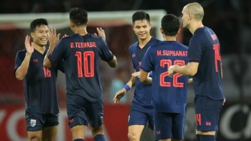 Thái Lan hội quân sớm, chuẩn bị cho trận gặp đội tuyển Việt Nam