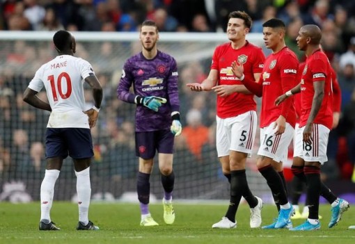 Nghẹt thở đại chiến, Liverpool suýt thua Man United tại Old Trafford