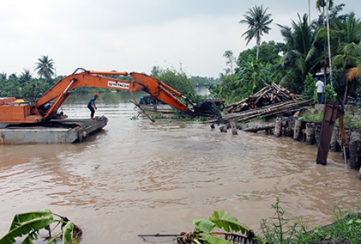 Giải pháp ứng phó sạt lở